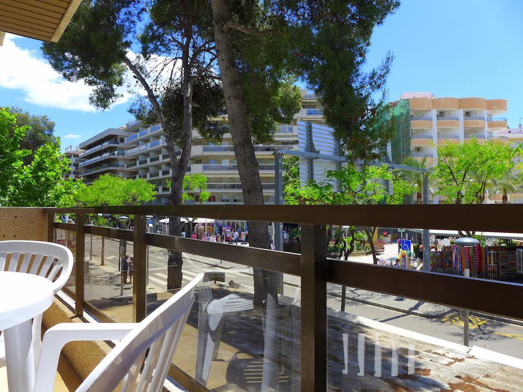 Rentalmar Diplomatic Park Salou Zimmer foto