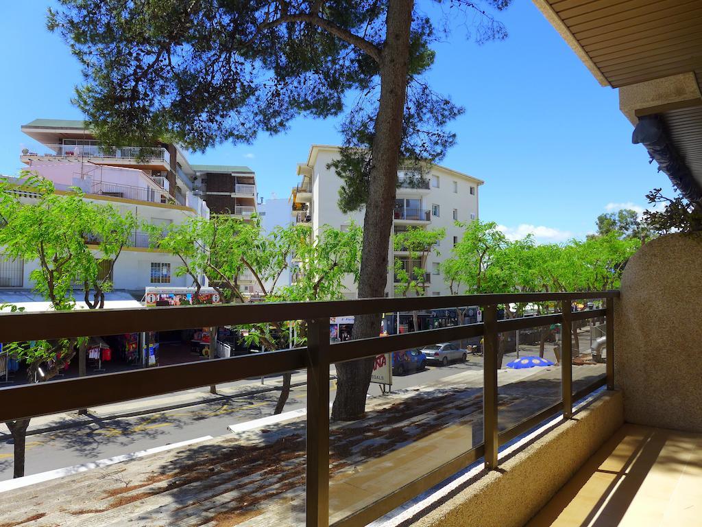 Rentalmar Diplomatic Park Salou Zimmer foto