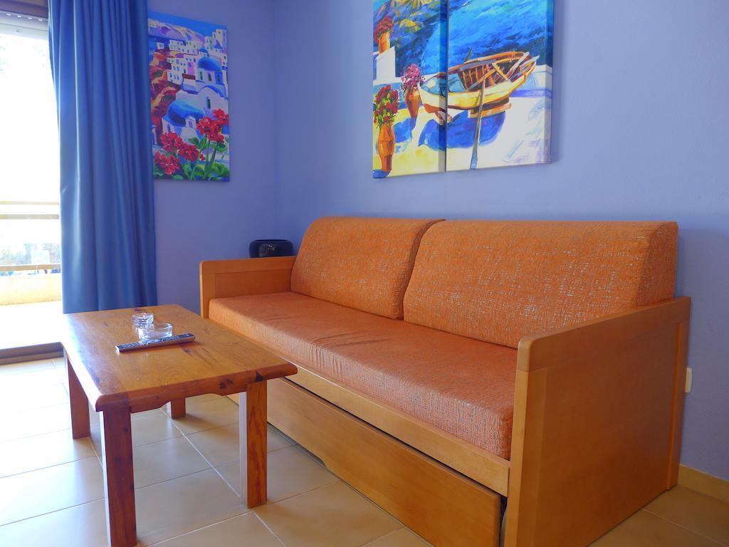 Rentalmar Diplomatic Park Salou Zimmer foto