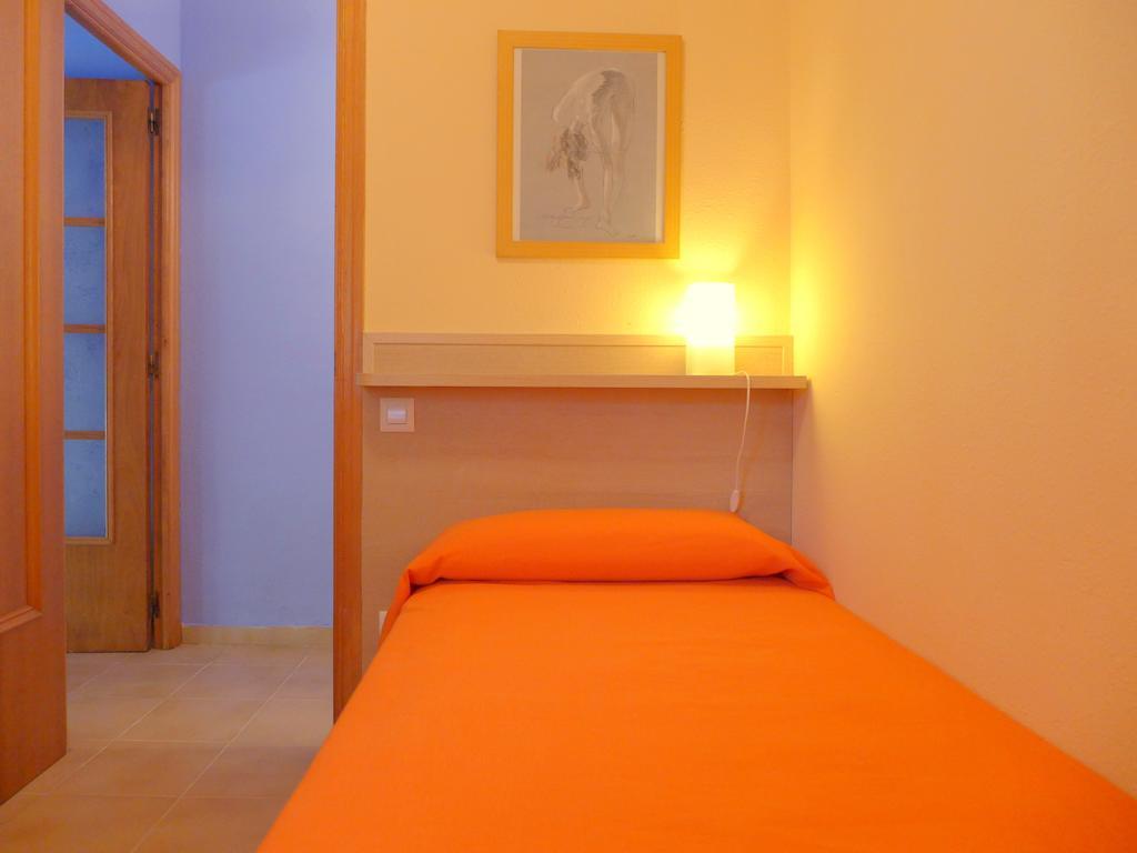 Rentalmar Diplomatic Park Salou Zimmer foto