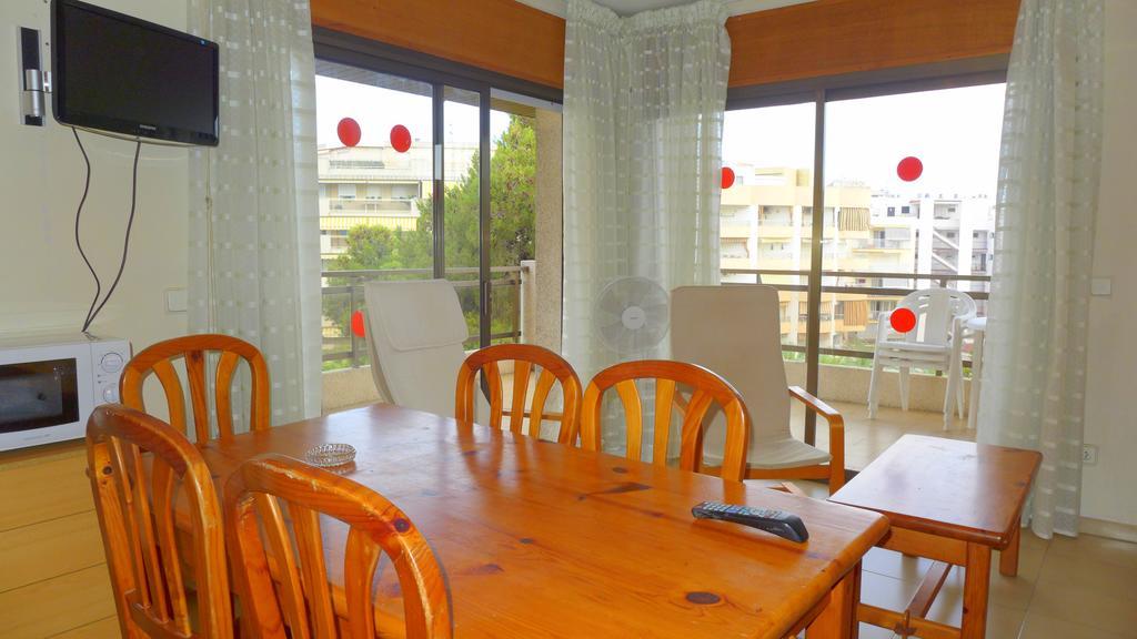 Rentalmar Diplomatic Park Salou Zimmer foto
